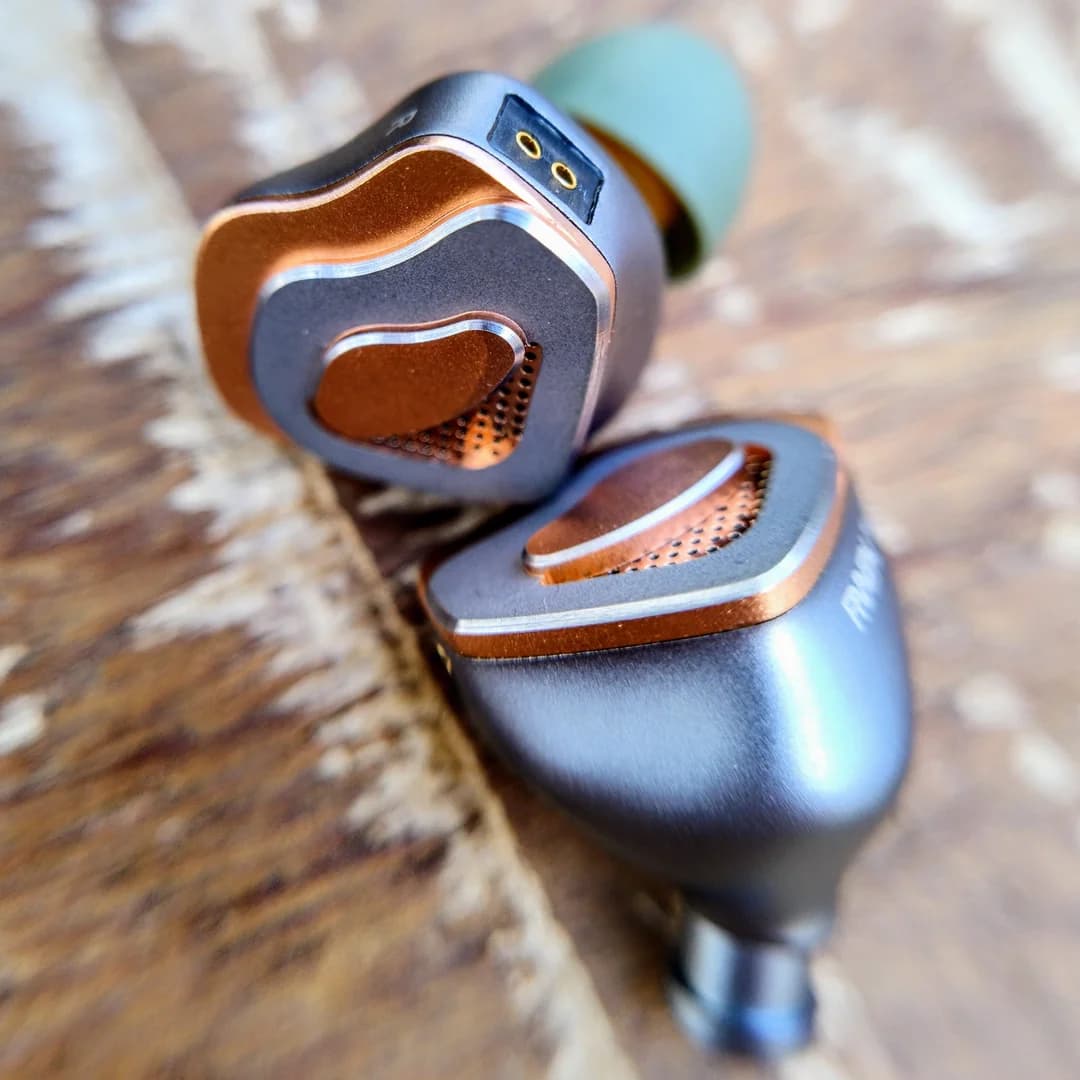 Elegant, Fun and Beautifully made - FAAEAL Tulip